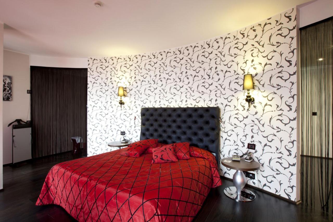Palace Hotel Moderno Pordenone Esterno foto